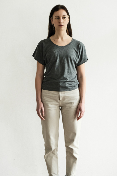 Basic top ‘Amy’ grey with dolman sleeves