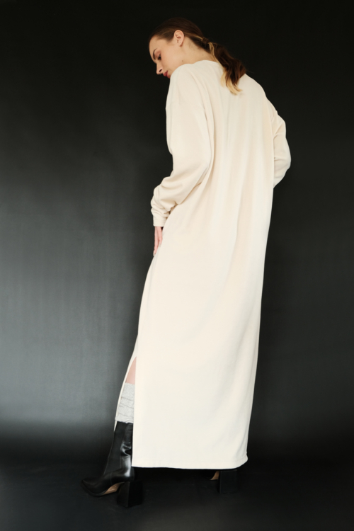 Long Tee 'Terry' White Velours - Image 2